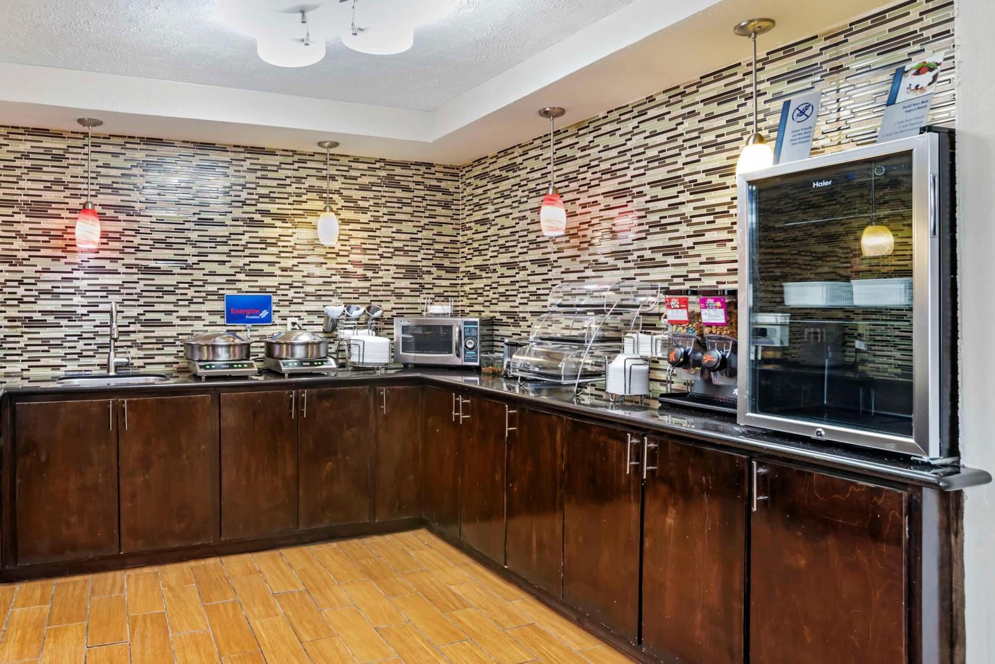 Best Western Canton Inn Bagian luar foto